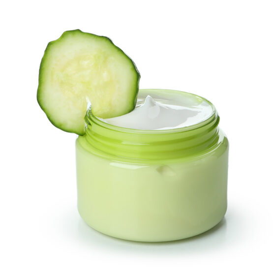 Kühlende Gesichtscrème mit Gurken